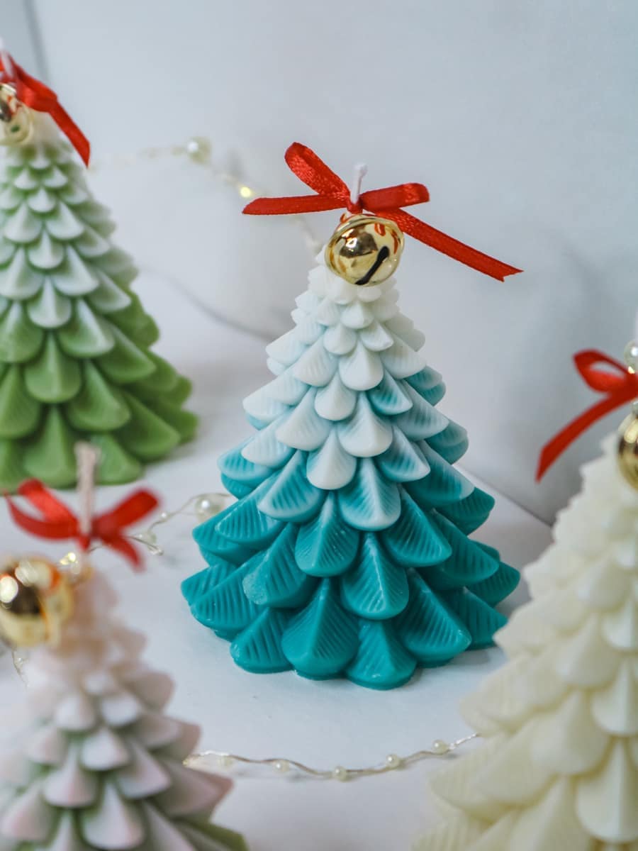 Classical Christmas Tree - imagine 3
